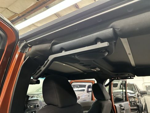 Used 2014 Jeep Wrangler Unlimited Sport w/ Quick Order Package 24S AWD/4WD image 29