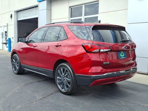Used 2023 Chevrolet Equinox RS FWD image 9