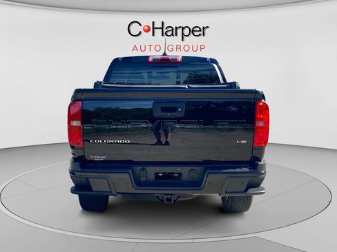Used 2022 Chevrolet Colorado Z71 AWD/4WD image 4