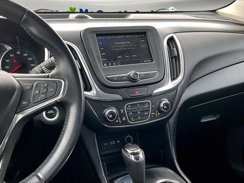 Used 2020 Chevrolet Equinox LT w/ Driver Convenience Package image 10