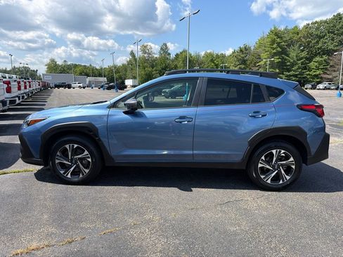 Used 2024 Subaru Crosstrek 2.0i Premium AWD/4WD image 3