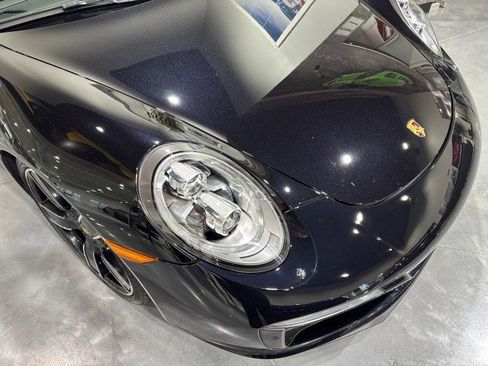 Used 2017 Porsche 911 Carrera image 18