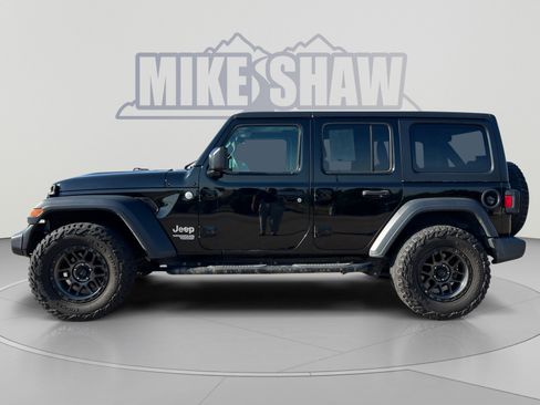 Used 2019 Jeep Wrangler Unlimited Sport S AWD/4WD image 2