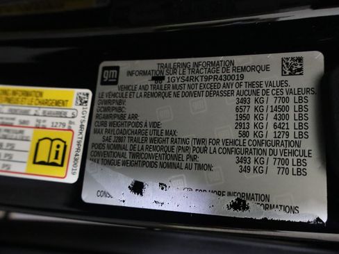 Used 2023 Cadillac Escalade ESV Sport Platinum AWD/4WD image 38
