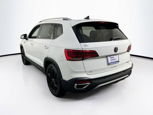 Used 2023 Volkswagen Taos SE image 7