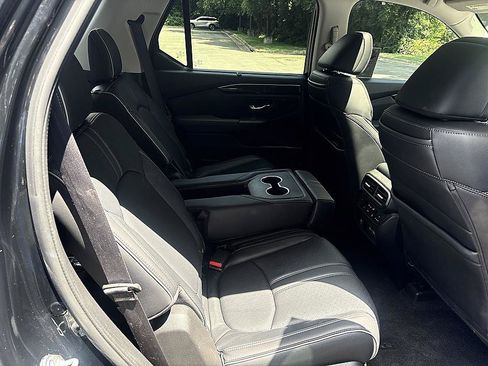 Used 2023 Honda Pilot Elite image 22