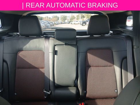 Certified 2025 Nissan Kicks SR w/ Illumination Package image 18