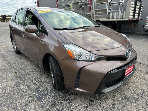 Used 2015 Toyota Prius V Three image 11