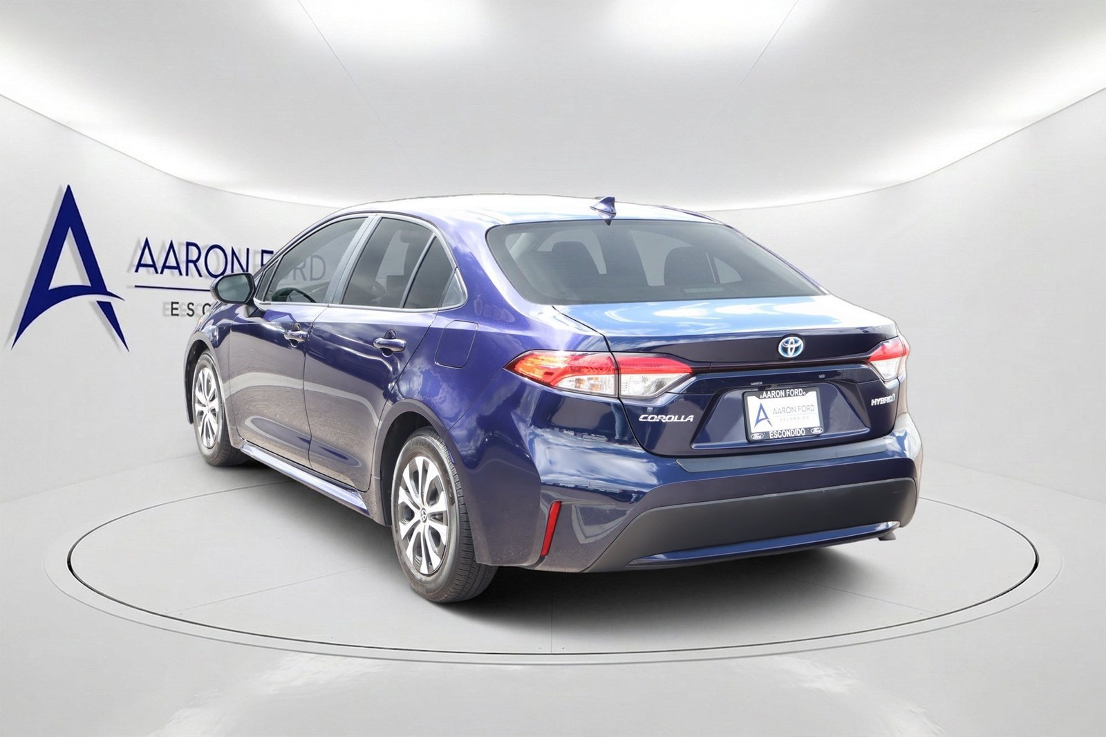 Used 2022 Toyota Corolla LE w/ Premium Interior Package FWD image 7