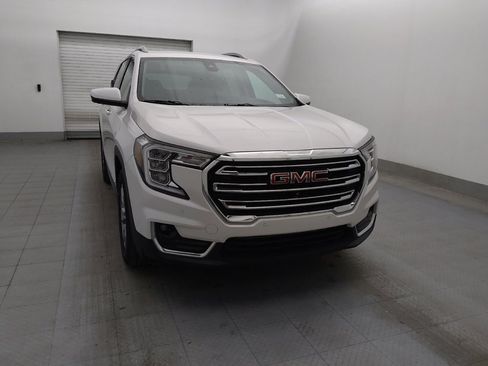Used 2022 GMC Terrain SLT w/ Tech Package image 14