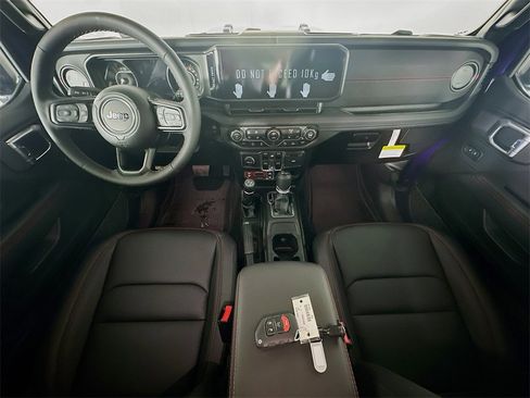 New 2026 Jeep Wrangler Unlimited Rubicon image 9