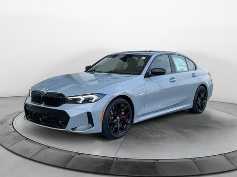 New 2026 BMW 330i Sedan w/ M Sport Package image 3