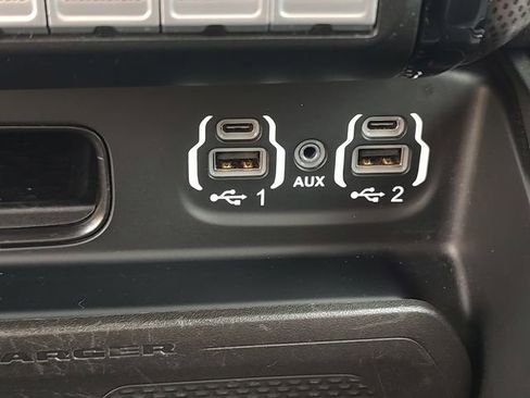 Used 2022 RAM 2500 Limited AWD/4WD image 18