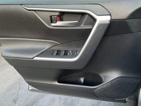 Certified 2023 Toyota RAV4 XLE w/ Convenience Package image 9