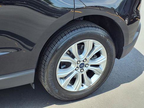 Used 2021 Ford Edge Titanium AWD/4WD image 29
