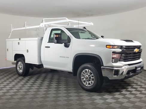 New 2026 Chevrolet Silverado 2500 W/T w/ WT Convenience Package image 3