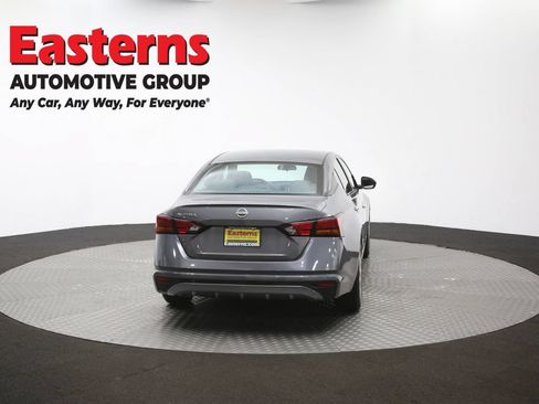 Used 2024 Nissan Altima 2.5 S FWD image 37