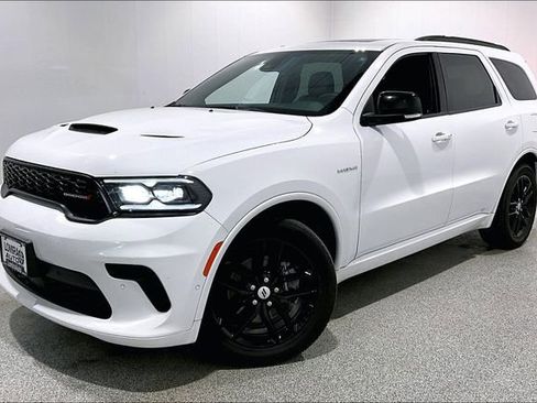 Used 2025 Dodge Durango R/T AWD/4WD image 3