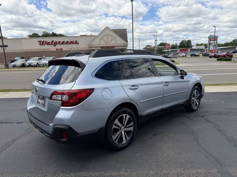 Used 2019 Subaru Outback 2.5i Limited w/ Popular Package #2 AWD/4WD image 5