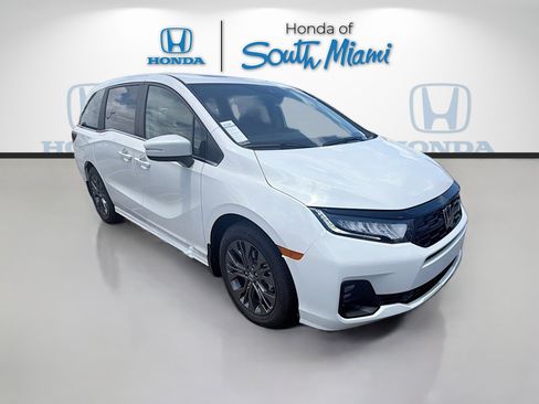 New 2026 Honda Odyssey Touring image 1