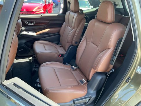 Used 2023 Subaru Ascent Touring AWD/4WD image 19