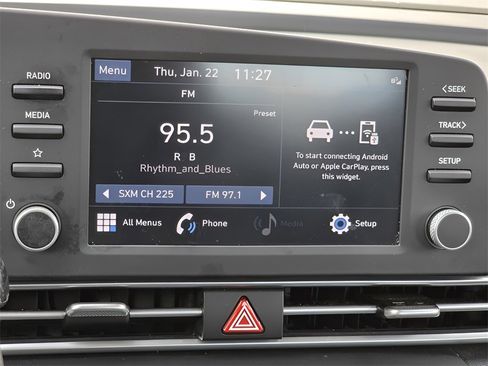 Used 2022 Hyundai Elantra SEL image 29