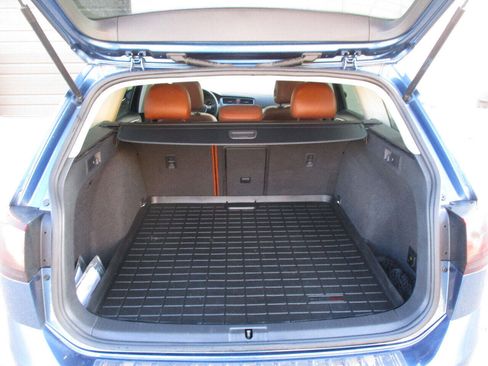 Used 2017 Volkswagen Golf Alltrack SE image 30