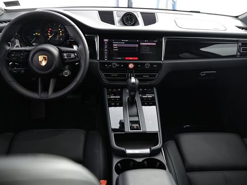 New 2026 Porsche Macan Turbo image 29