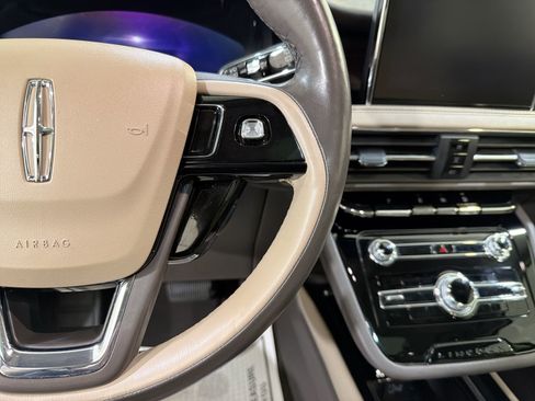 Used 2022 Lincoln Corsair Reserve w/ Sport Package image 15