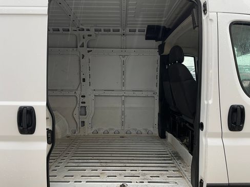 Used 2023 RAM ProMaster 2500 FWD image 26