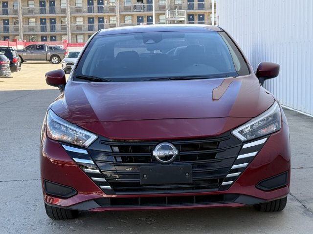Used 2025 Nissan Versa SV FWD image 7