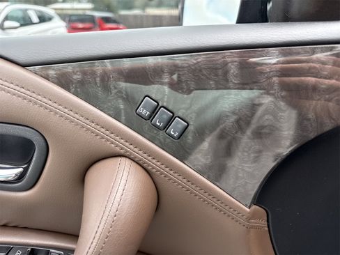 Used 2023 Nissan Armada Platinum w/ Captain's Chairs Package image 22