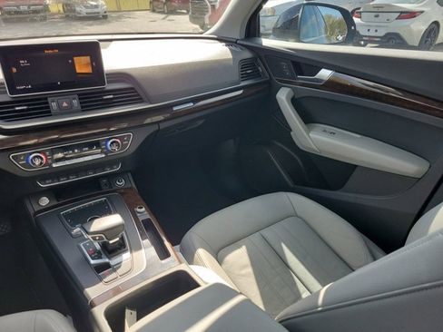 Used 2018 Audi Q5 2.0T Premium Plus w/ Premium Plus Package image 23