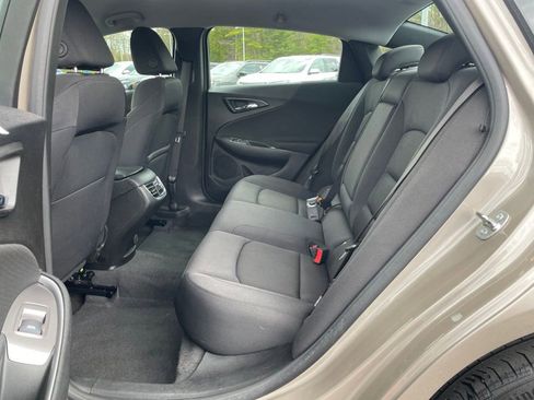 Used 2024 Chevrolet Malibu LT FWD image 29