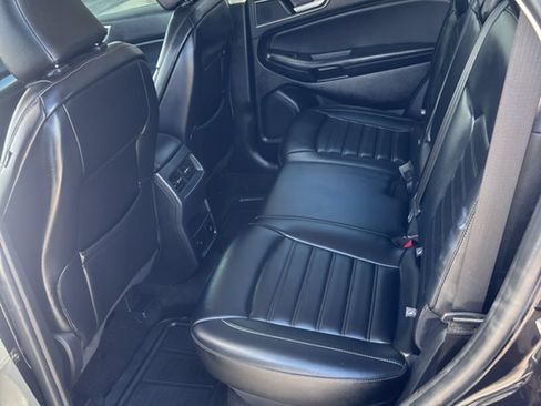 Used 2024 Ford Edge SEL w/ Convenience Package AWD/4WD image 11