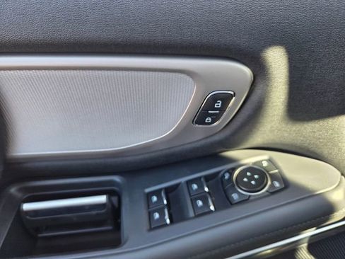 New 2026 Ford Expedition Active image 23