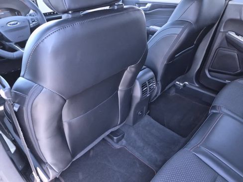 Used 2023 Ford Escape ST-Line w/ Tech Pack #1 AWD/4WD image 18