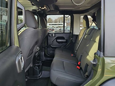 Used 2020 Jeep Wrangler Willys image 10