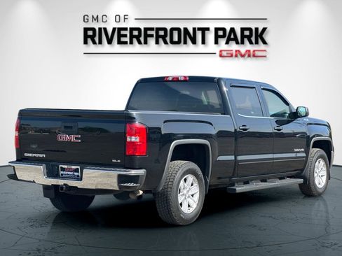 Used 2015 GMC Sierra 1500 SLE w/ SLE Value Package image 3