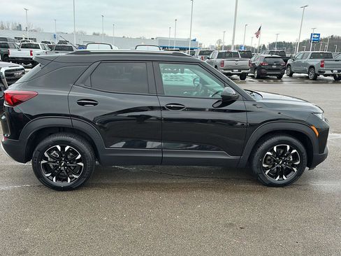 Certified 2023 Chevrolet TrailBlazer LT w/ Convenience Package image 9