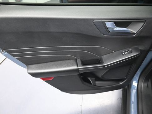 Used 2023 Ford Escape ST-Line w/ Equipment Group 301A FWD image 23