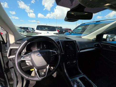 Used 2022 Ford Edge SEL AWD/4WD image 12