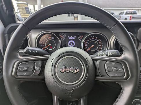 Used 2022 Jeep Wrangler Unlimited Sport AWD/4WD image 27