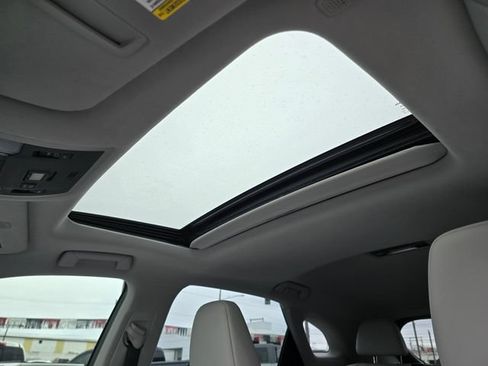 Used 2022 Lexus RX 450h AWD w/ Premium Package image 24