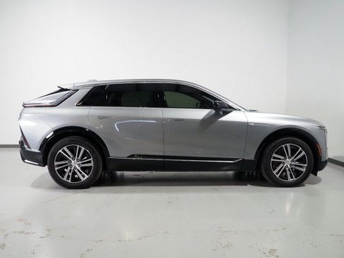 Used 2024 Cadillac Lyriq Luxury AWD/4WD image 73