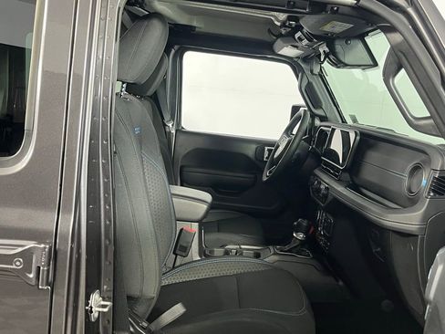 Certified 2025 Jeep Wrangler Unlimited Rubicon 4xe w/ Safety Group image 30