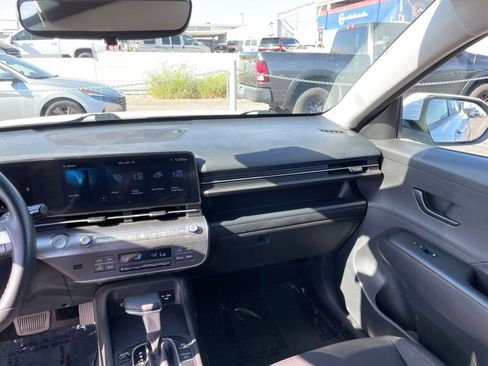 Used 2025 Hyundai Kona SEL image 35