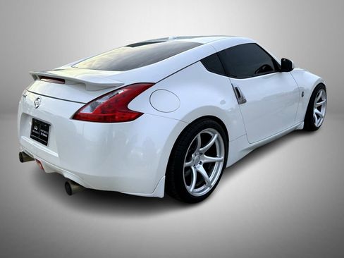 Used 2014 Nissan 370Z Touring w/ Sport Package image 5