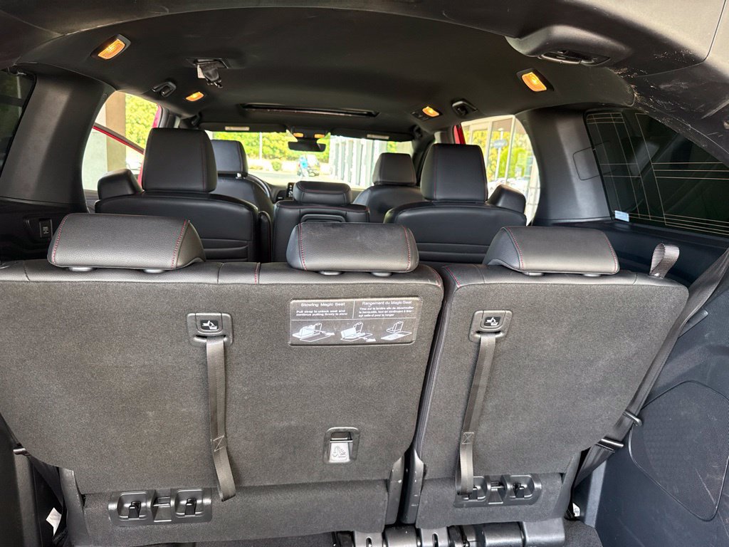 Certified 2025 Honda Odyssey Sport-L image 17