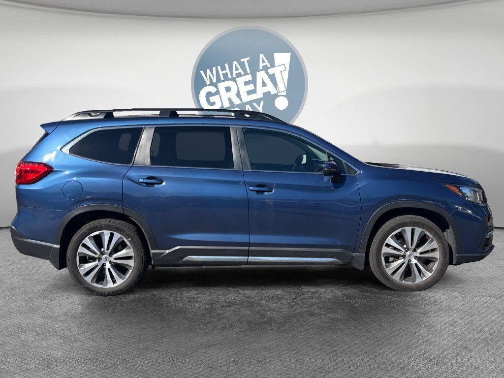 Used 2022 Subaru Ascent Limited w/ Technology Package AWD/4WD image 2